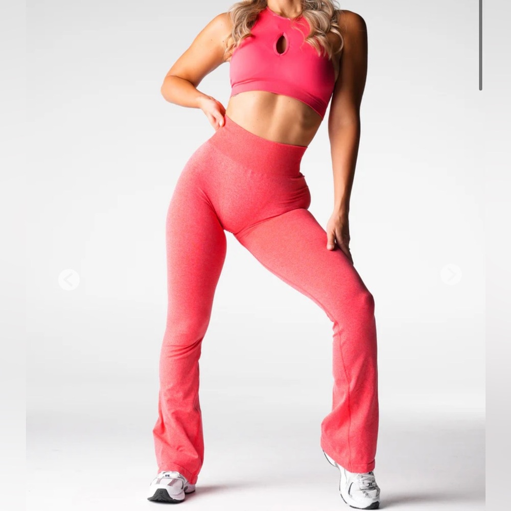 NVGTN Flare legging set